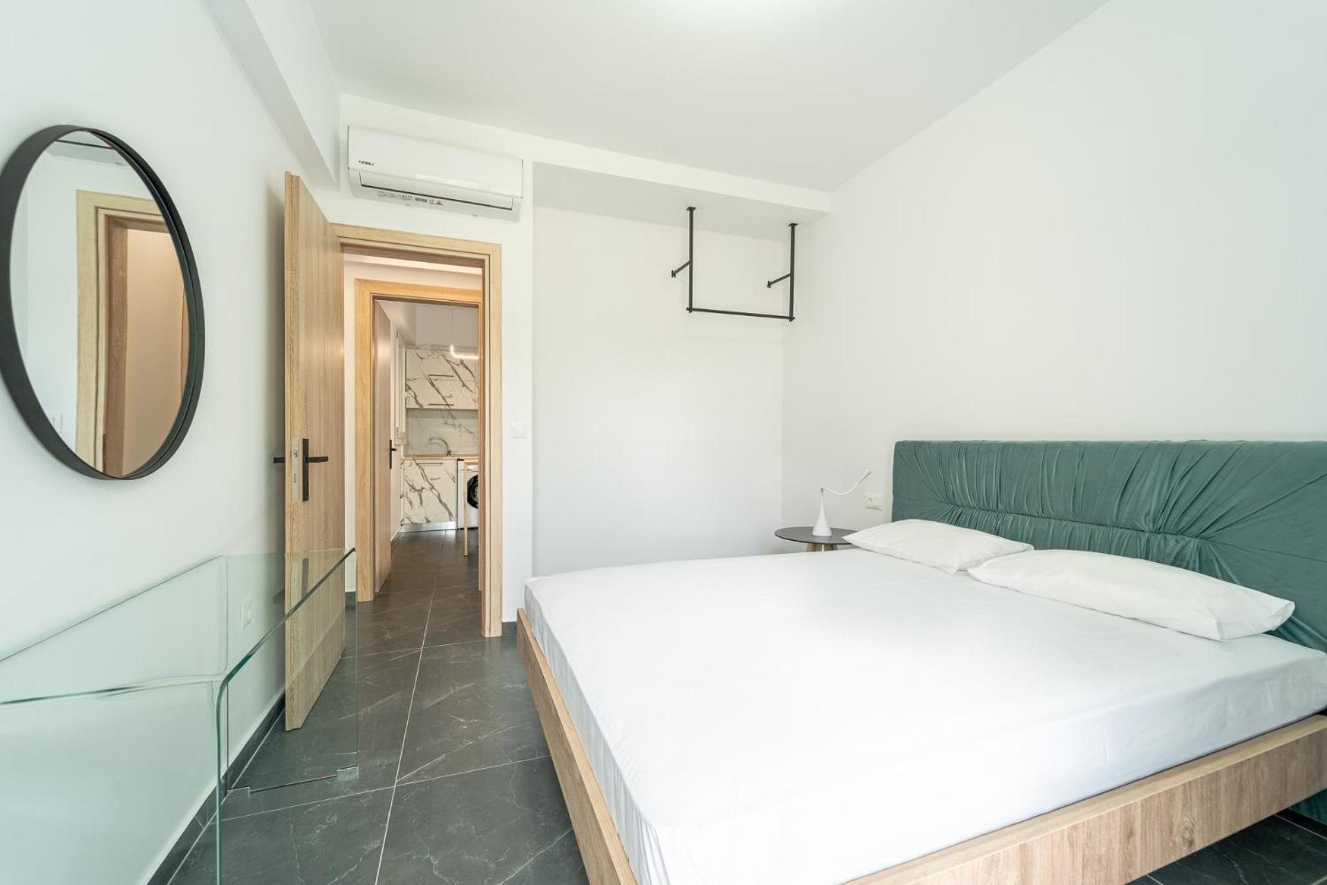 Aletreo, Rhodes Apartmán